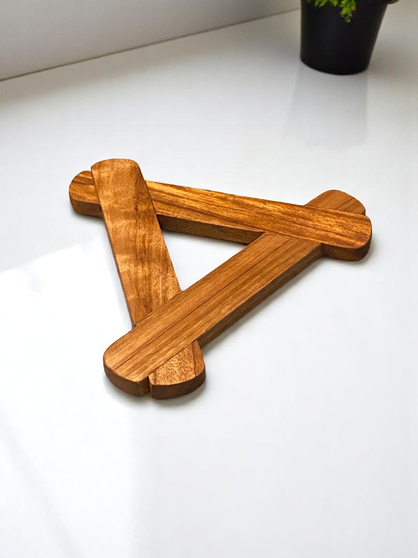 Trivet