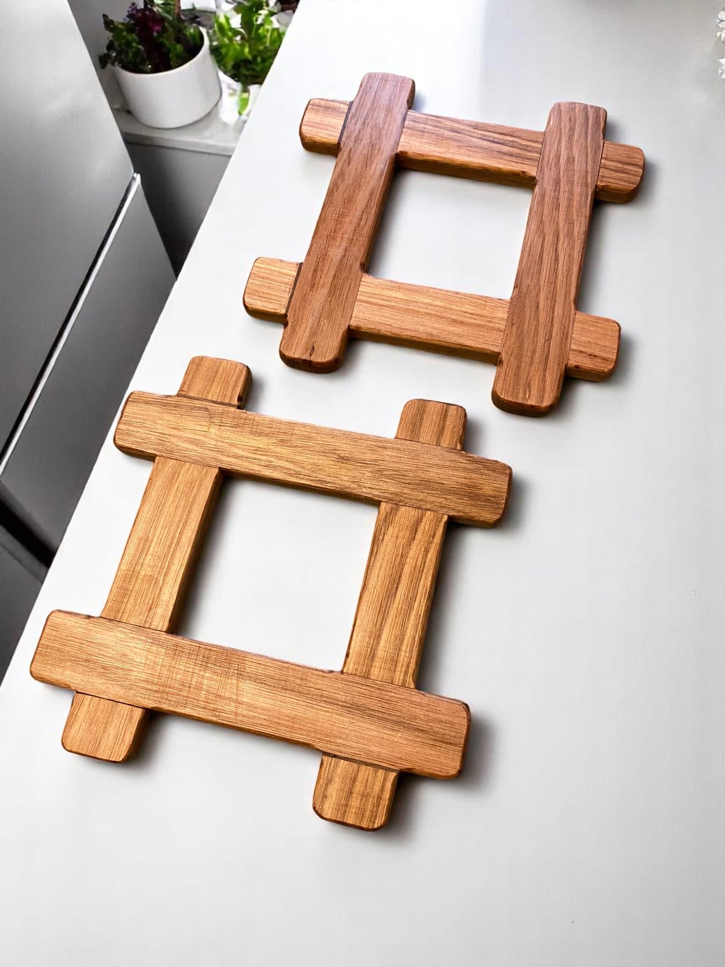 Trivet