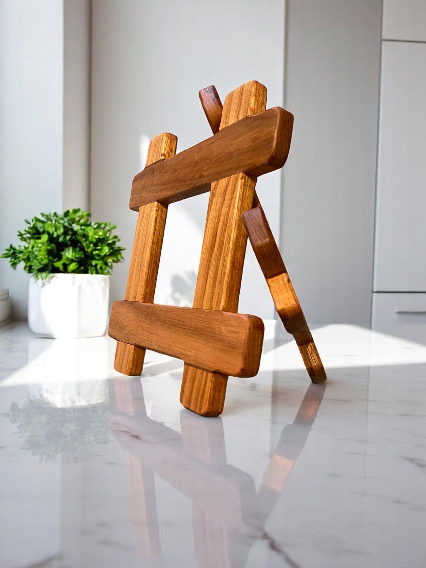 Trivet