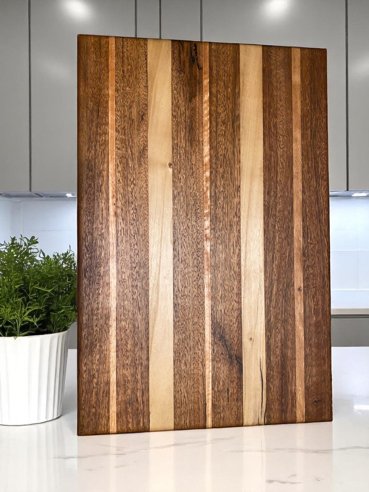 The Ridge - Large Blackwood Chopping Board with Spotted Gum & Blackbutt