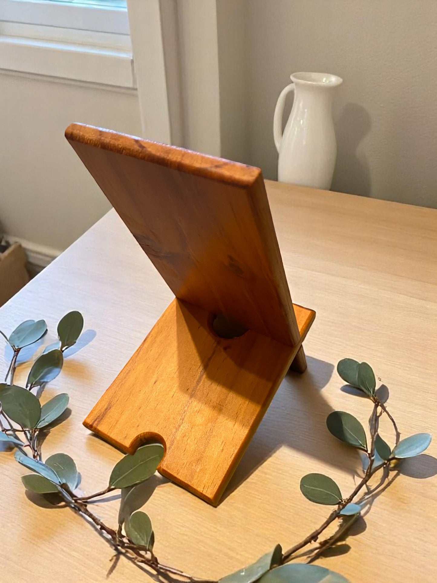 Wooden Phone Holder Stand
