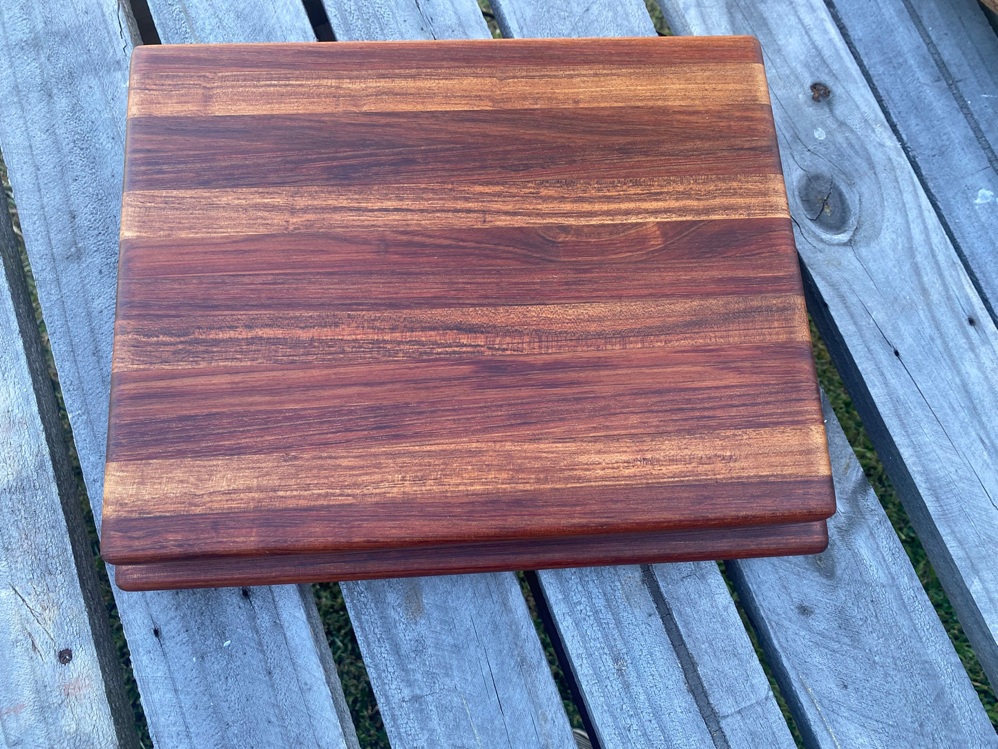 Striata - Blackwood Chopping board