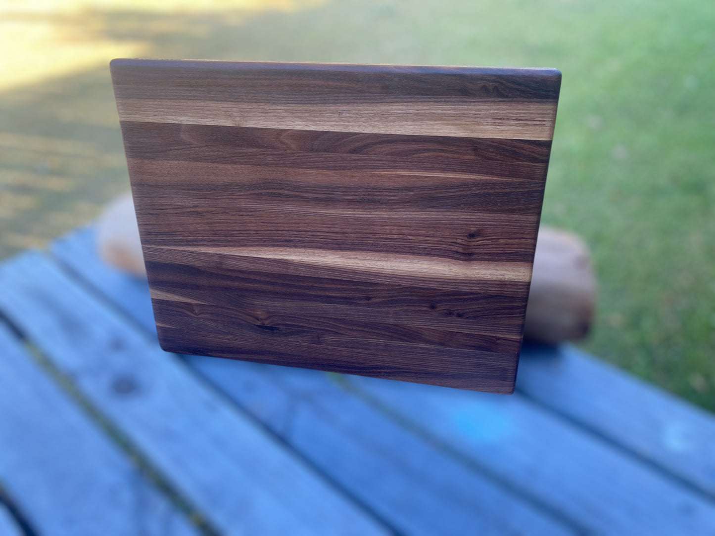 Umbria - Walnut Carving board